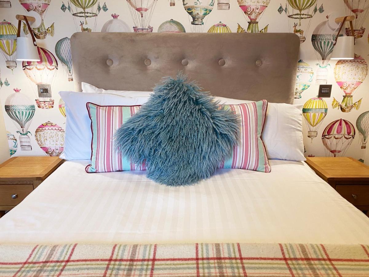 The Hive At Poppi-Red Bed and Breakfast Hawkshead Buitenkant foto