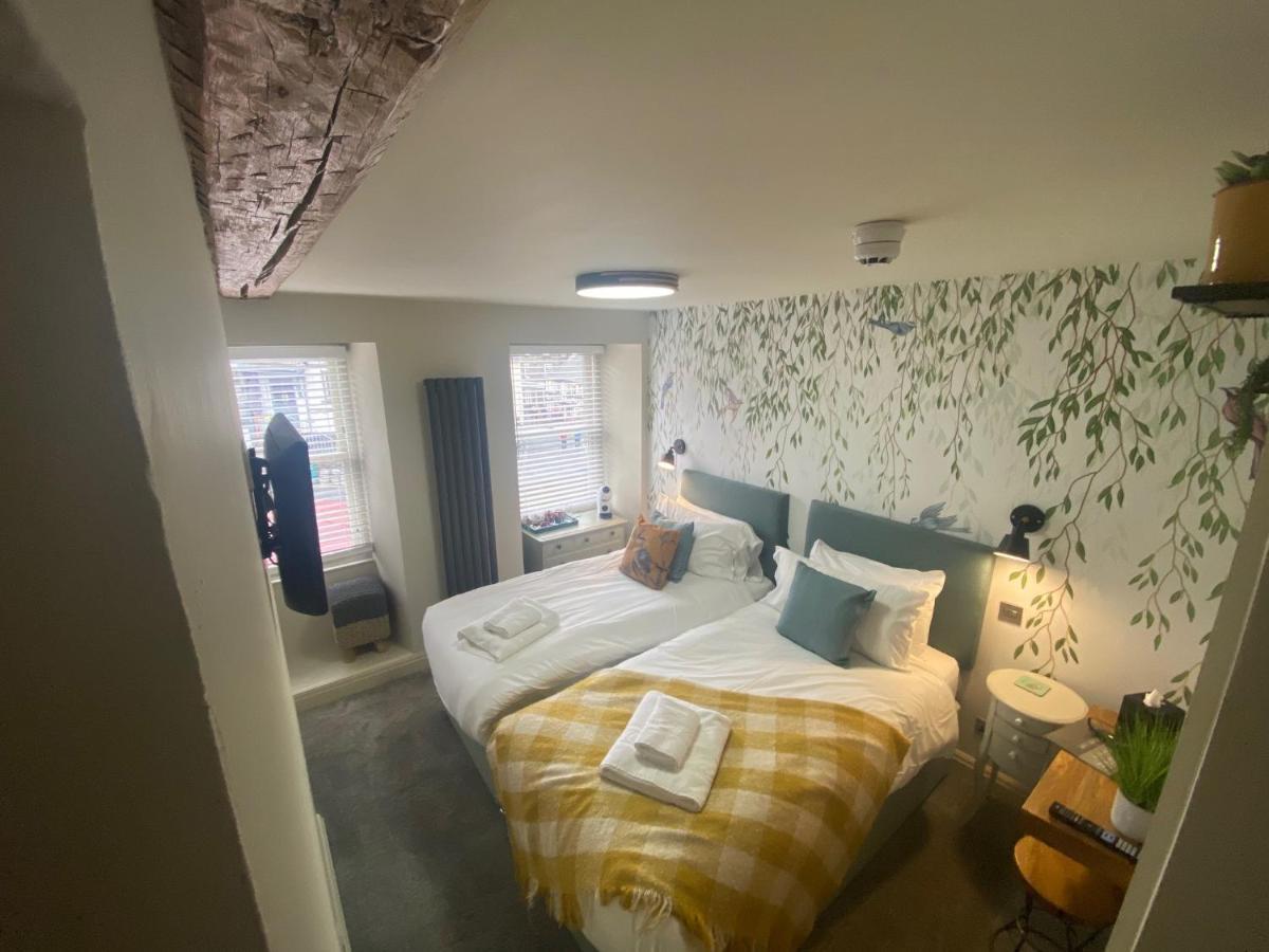 The Hive At Poppi-Red Bed and Breakfast Hawkshead Buitenkant foto